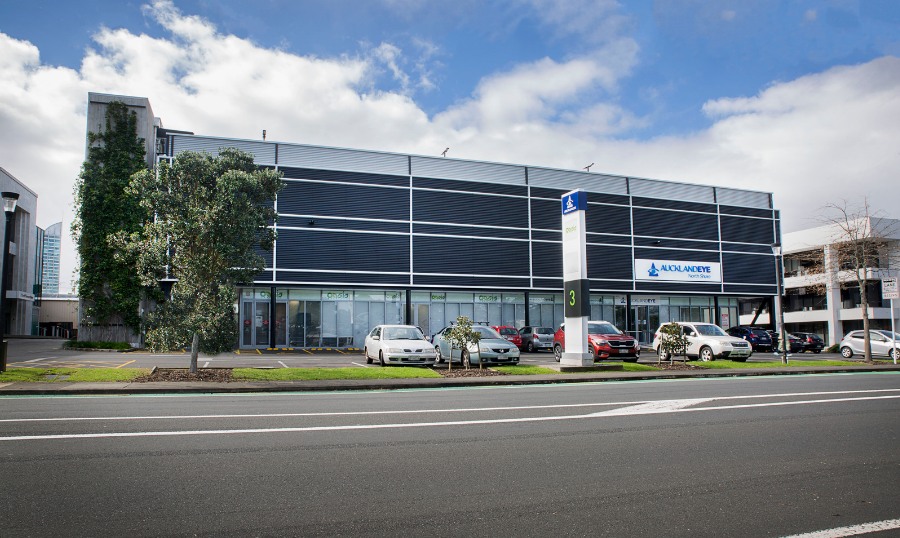 Auckland Eye is now offering VR (Vitreoretinal) Surgery at Takapuna